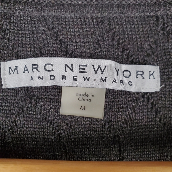 Marc New York Gray V-Neck Knit Dress.  NWT. MED. #0163 - Picture 3 of 12